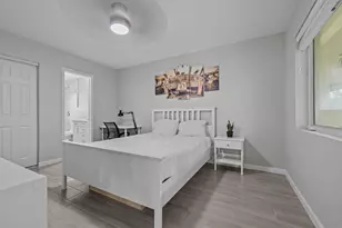 1007 NE 9th Ct, Pompano Beach, FL 33060 - Photo 8