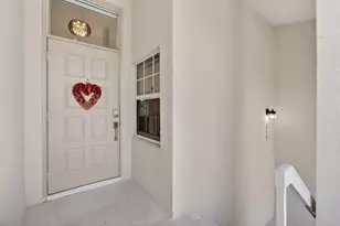 215 Cypress Point Dr, Palm Beach Gardens, FL 33418 - Photo 10