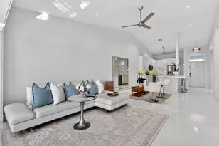 215 Cypress Point Dr, Palm Beach Gardens, FL 33418 - Photo 40