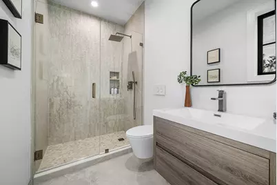 230 Pershing Way, West Palm Beach, FL 33401 - Photo 8