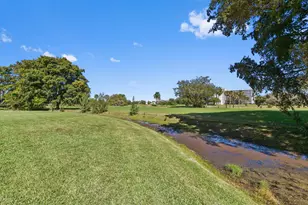 2851 S Palm Aire Dr, Pompano Beach, FL 33069 - Photo 32