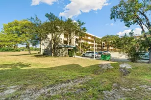 6301 N Falls Cir Dr, Lauderhill, FL 33319 - Photo 30