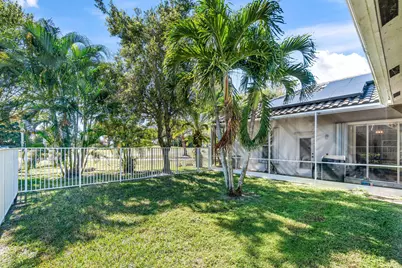 6380 Bridgeport Lane, Lake Worth, FL 33463 - Photo 24