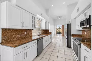 7848 Travlers Tree Dr, Boca Raton, FL 33433 - Photo 16