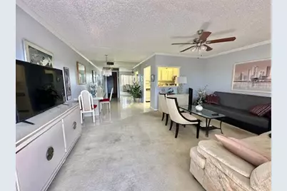 30 Suffolk A, Boca Raton, FL 33434 - Photo 4