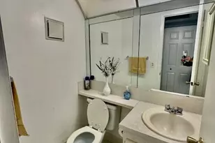 30 Suffolk A, Boca Raton, FL 33434 - Photo 8