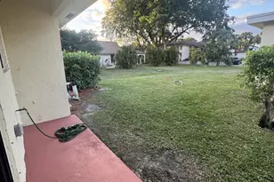 12375 Peconic Ct, Wellington, FL 33414 - Photo 14