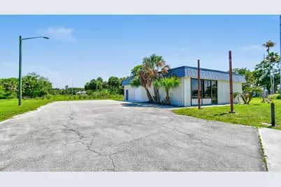 3801 Okeechobee Road, Fort Pierce, FL  - Photo 2