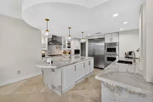 3800 N Ocean Dr, Singer Island, FL 33404 - Photo 2