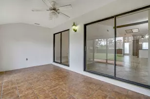 540 Shady Pine Way, Greenacres, FL 33415 - Photo 16