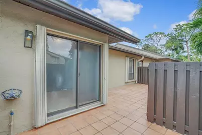 540 Shady Pine Way #B, Greenacres, FL 33415 - Photo 2