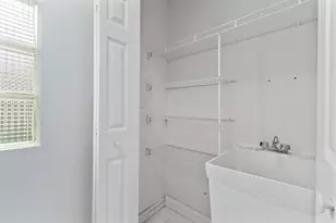 435 SW Jefferson Cir, Port Saint Lucie, FL 34986 - Photo 36