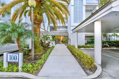 122 Bay Colony Drive N, Juno Beach, FL 33408 - Photo 4