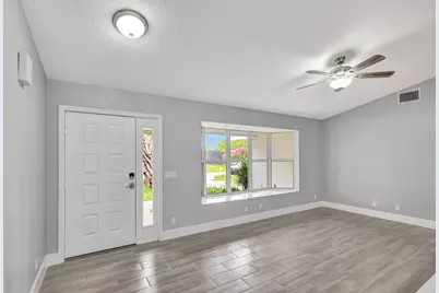 843 Azalea Drive, Royal Palm Beach, FL 33411 - Photo 4