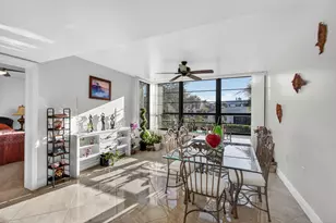 3716 Whitehall Dr, West Palm Beach, FL 33401 - Photo 10