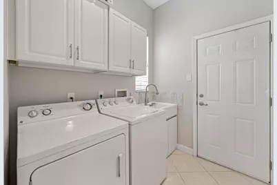 104 NW Willow Grove Avenue, Port Saint Lucie, FL 34986 - Photo 30