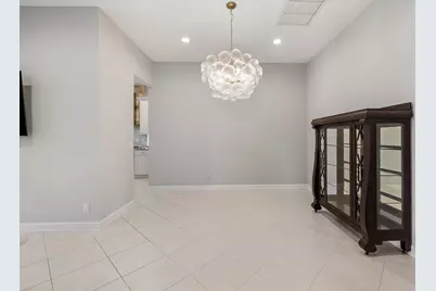 104 NW Willow Grove Avenue, Port Saint Lucie, FL 34986 - Photo 16