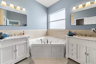 104 NW Willow Grove Avenue, Port Saint Lucie, FL 34986 - Photo 24