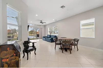 104 NW Willow Grove Avenue, Port Saint Lucie, FL 34986 - Photo 12