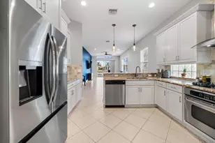 104 NW Willow Grove Ave, Port Saint Lucie, FL 34986 - Photo 6