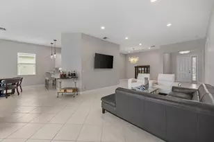 104 NW Willow Grove Ave, Port Saint Lucie, FL 34986 - Photo 12