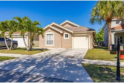 6179 Savannah Way, Lake Worth, FL 33463 - Photo 2