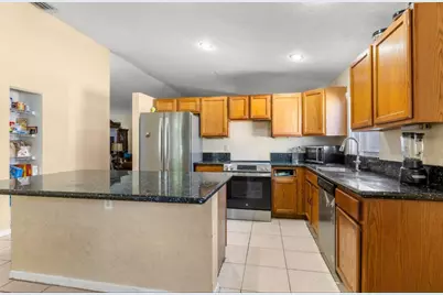 6179 Savannah Way, Lake Worth, FL 33463 - Photo 8