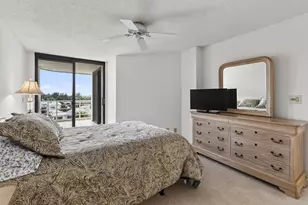 176 Helios Dr, Jupiter, FL 33477 - Photo 20