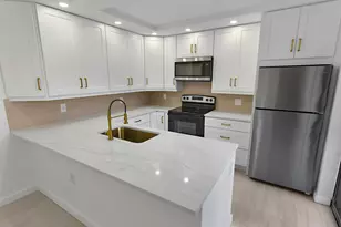 2018 20th Ct, Jupiter, FL 33477 - Photo 8