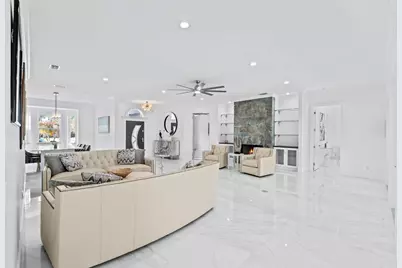 7833 Sabal Lake Drive, Port Saint Lucie, FL 34986 - Photo 16