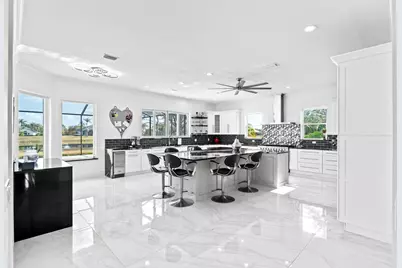 7833 Sabal Lake Drive, Port Saint Lucie, FL 34986 - Photo 4