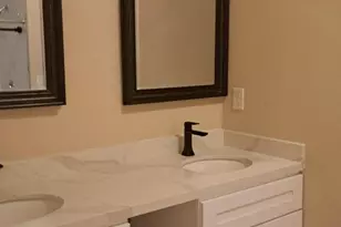 301 SE Bayview Terrace, Port Saint Lucie, FL 34983 - Photo 12