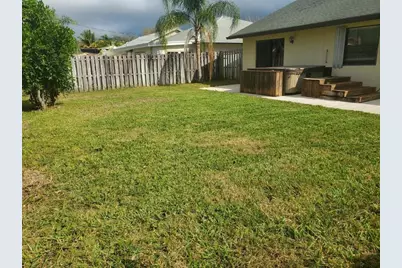 5890 SE Wilsie Drive SE, Stuart, FL 34997 - Photo 14