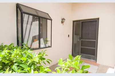 4907 Boxwood Circle, Boynton Beach, FL 33436 - Photo 4