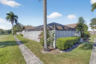 9842 Boca Gardens Trail, Boca Raton, FL 33496 - Photo 2