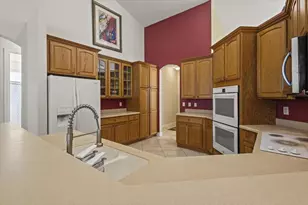 2161 SW Hyacinth St, Port Saint Lucie, FL 34953 - Photo 6