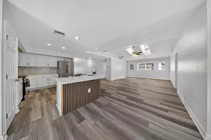 5407 NW Chicopa St, Port Saint Lucie, FL 34983 - Photo 8