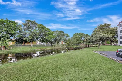 4000 NW 44th Avenue #113, Lauderdale Lakes, FL 33319 - Photo 22