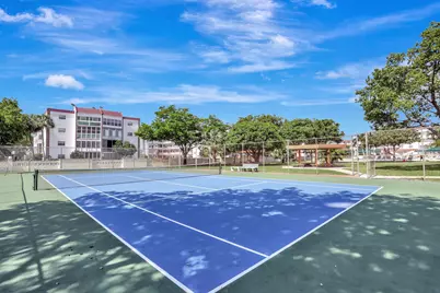 4000 NW 44th Avenue #113, Lauderdale Lakes, FL 33319 - Photo 32