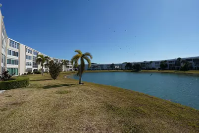 226 Wellington G #G, West Palm Beach, FL 33417 - Photo 4