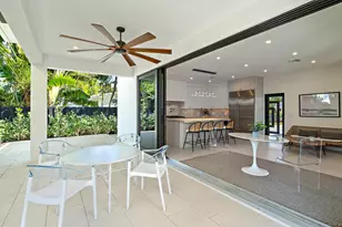 385 Linda Ln, West Palm Beach, FL 33405 - Photo 12