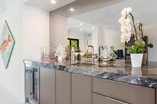 385 Linda Ln, West Palm Beach, FL 33405 - Photo 6