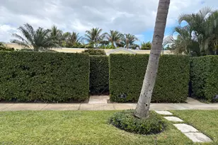 225 Everglade Ave, Palm Beach, FL 33480 - Photo 2