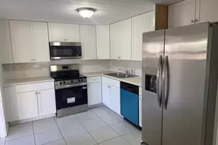 2422 Sunset Dr, West Palm Beach, FL 33415 - Photo 2