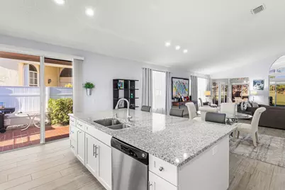 12902 Touchstone Place, Palm Beach Gardens, FL 33418 - Photo 10