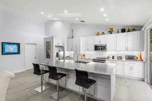 12902 Touchstone Pl, Palm Beach Gardens, FL 33418 - Photo 8