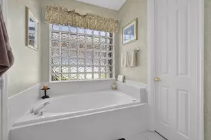 9146 Bay Point Cir, West Palm Beach, FL 33411 - Photo 30