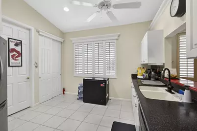 9146 Bay Point Circle, West Palm Beach, FL 33411 - Photo 16