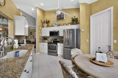 9146 Bay Point Circle, West Palm Beach, FL 33411 - Photo 10