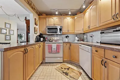 306 Pine Ridge Circle #B-2, Greenacres, FL 33463 - Photo 8